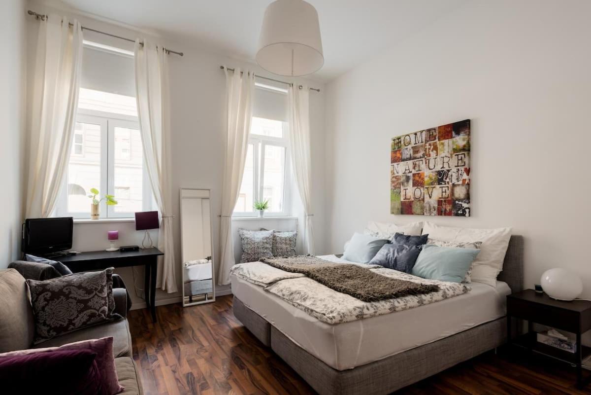 Luxurious And Spacious 5 Min Walk To City Center, 1-2 Viena Exterior foto